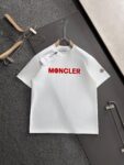 P75 MON 2025SS春夏最新款圆领时尚短袖T恤，官网同步，专柜纯棉面料！贴肤舒适，耐看又好穿，经典简约logo设计，原厂工艺一丝不苟，型男必备单品 码数M-XXXL
