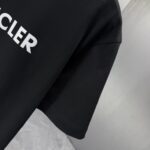 P75 MONCL* 蒙口* 2026春夏新款短袖T恤 定制纯棉字母logo 植绒+章仔 颜色：黑色 白色 深蓝 棕色 码数：S M L XL XXL