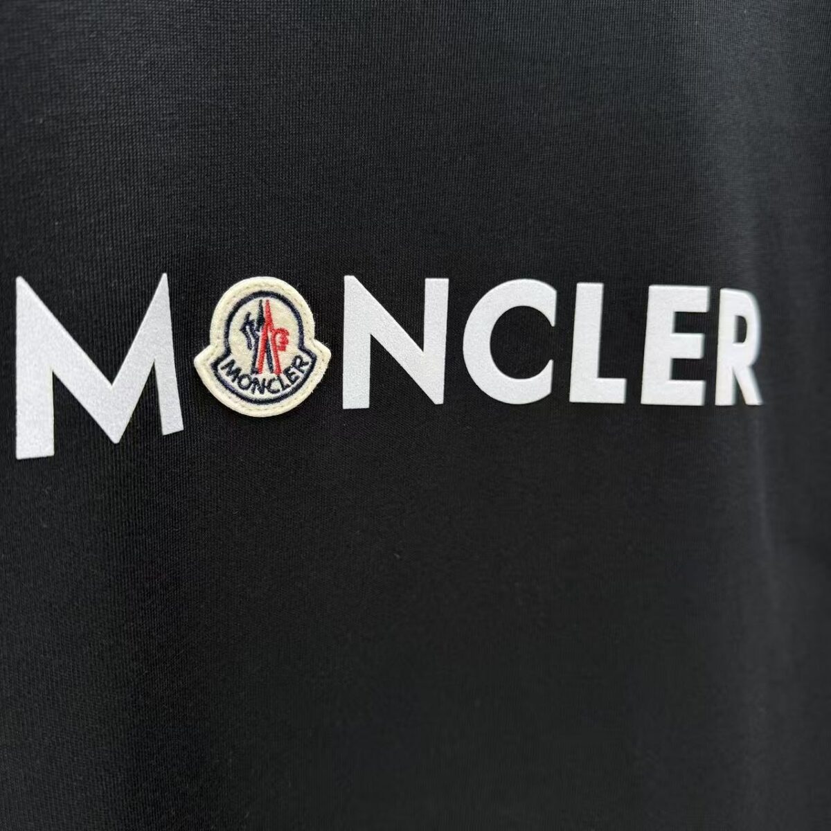 P75 MONCL* 蒙口* 2026春夏新款短袖T恤 定制纯棉字母logo 植绒+章仔 颜色：黑色 白色 深蓝 棕色 码数：S M L XL XXL
