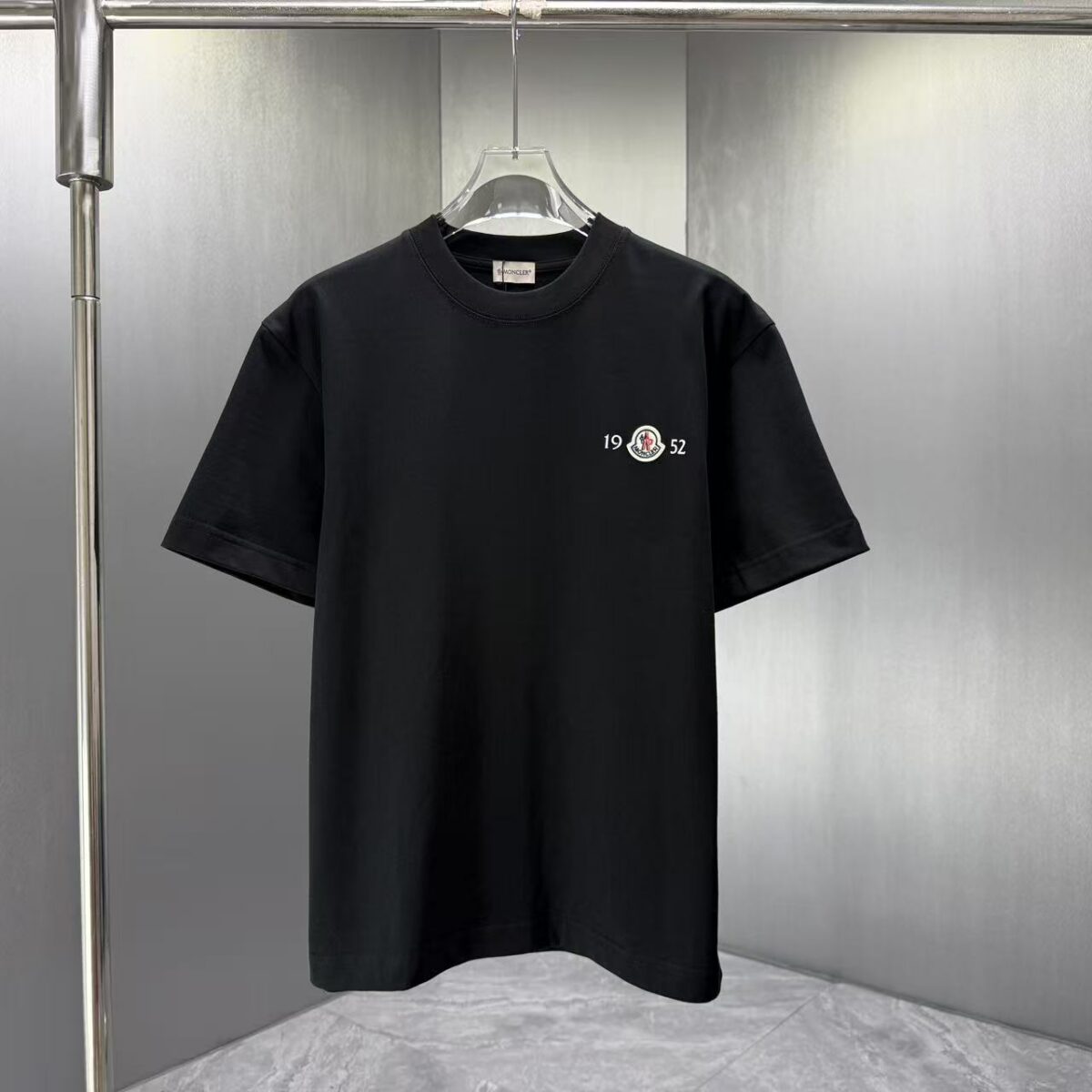 P75 MONCL* 蒙口* 2026春夏新款短袖T恤 定制纯棉字母logo 植绒+章仔 颜色：黑色 白色 深蓝 棕色 码数：S M L XL XXL