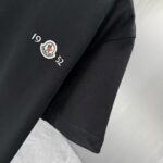 P75 MONCL* 蒙口* 2026春夏新款短袖T恤 定制纯棉字母logo 植绒+章仔 颜色：黑色 白色 深蓝 棕色 码数：S M L XL XXL