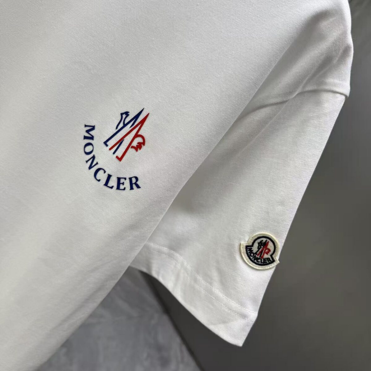 P75 MONCL* 蒙口* 2026春夏新款短袖T恤 定制纯棉字母logo 厚板 颜色：黑色 白色 深蓝 棕色 码数：S M L XL XXL