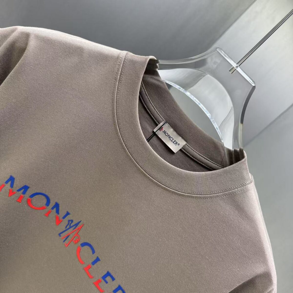 P75 MONCL* 蒙口* 2026春夏新款短袖T恤 定制纯棉字母logo 厚板 颜色：黑色 白色 深蓝 棕色 码数：S M L XL XXL