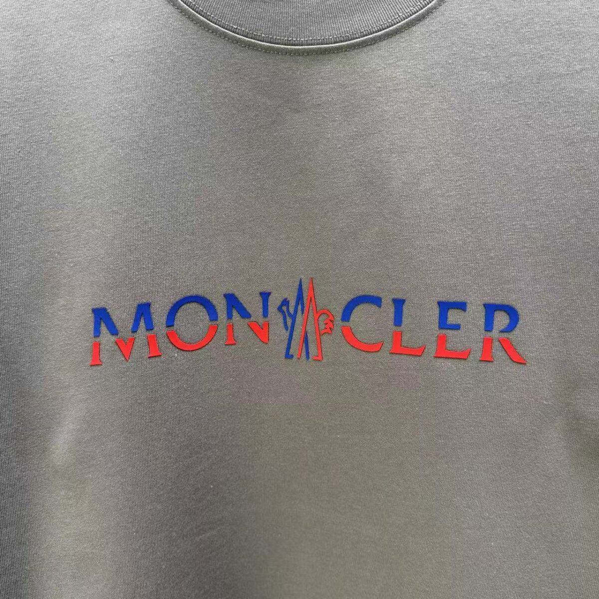 P75 MONCL* 蒙口* 2026春夏新款短袖T恤 定制纯棉字母logo 厚板 颜色：黑色 白色 深蓝 棕色 码数：S M L XL XXL