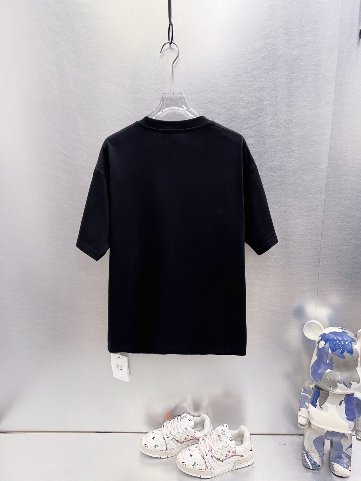 P65 OFF-WHITE OW 银河涂鸦箭头短袖上新💫 蓝星空流线 Logo 设计，重磅纯棉宽松款，清爽百搭街头刚需款！ 颜色：黑色 白色 尺码：S M L XL