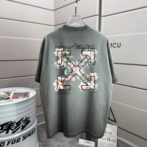 P80 OFF 2026春夏新款 洗水磨破320克圆领短袖tee 男女同款宽松版 颜色 :洗水深黑 洗水白 洗水灰 褐色 洗水绿色 尺码 :S M L XL XXL 尺码： S （90-130斤） M （120-150斤） L （140-165斤） XL （160-180斤） XXL （180-210斤）