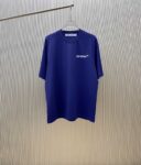 P70 款式：off-white短袖T恤 面料：300克重双纱100%棉 罗纹：320克重索络纳1*1潮牌 工艺：印花 颜色：白 夜蓝 炫酷蓝 蓝 花灰 黑 尺码：M—4XL 无性别区分 男女同款