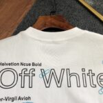 weigou_229715_5_5dd0d32b78 P75 OFF-WHITE 2026新款字母logo印花短袖T恤 ⚠原版面料⚠高版本⚠高品质 网红明星同款 采用定织定染高克重原版面料,洗水完高达280g纯棉面料,螺纹增加到 不变形。, 工艺制作,宽松oversize版型。质感舒适度都是拉满的 上身简约百搭 手感非常舒服 超级百搭好看的一款短袖 三标齐全 男女同款正常版型 非市场普通版本 随意对比 品质绝对保证 颜色:黑色 白色 码数:XS ~ L XS 衣长70 胸围110 肩宽 袖长 S. 衣长72 胸围114 肩宽60 袖长19 M 衣长74 胸围118 肩宽 . 袖长 L. 衣长76 胸围122 肩宽63 袖长20
