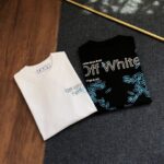 weigou_229715_8_9dfefb3199 P75 OFF-WHITE 2026新款字母logo印花短袖T恤 ⚠原版面料⚠高版本⚠高品质 网红明星同款 采用定织定染高克重原版面料,洗水完高达280g纯棉面料,螺纹增加到 不变形。, 工艺制作,宽松oversize版型。质感舒适度都是拉满的 上身简约百搭 手感非常舒服 超级百搭好看的一款短袖 三标齐全 男女同款正常版型 非市场普通版本 随意对比 品质绝对保证 颜色:黑色 白色 码数:XS ~ L XS 衣长70 胸围110 肩宽 袖长 S. 衣长72 胸围114 肩宽60 袖长19 M 衣长74 胸围118 肩宽 . 袖长 L. 衣长76 胸围122 肩宽63 袖长20