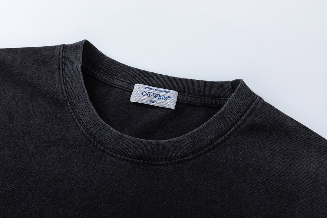 P75 off white 25新款油画老人像洗水款短袖T恤 颜色：黑色 尺码：S M L XL