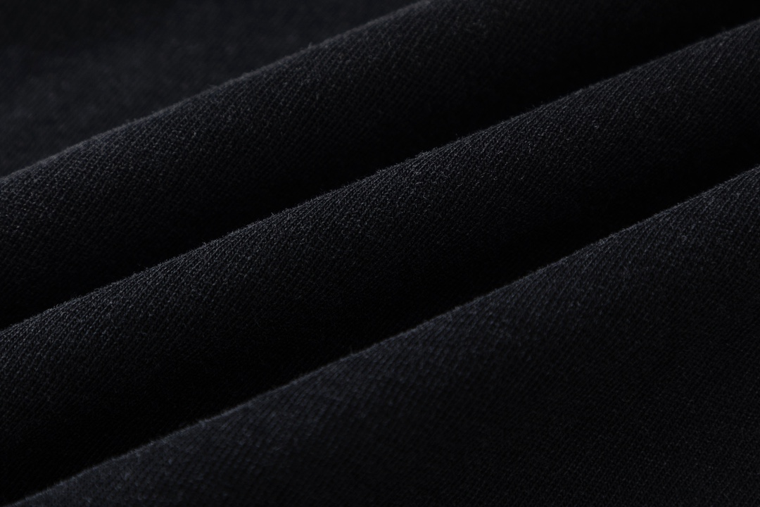 P75 off white新款宽松版短袖T恤 尺码：S M L XL 颜色：洗水黑色