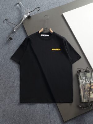 weigou_230623_0_73f05b5336 P75 OFF-WHITE 原版面料 官方同款 短袖T恤 定制 同缸染面料 手感非常舒服 春夏最新砖柜同步 时尚又个性 超级百搭好看 男女都非常合适 人手必备款 吊牌 领标 水洗麦 三标齐全 颜色: 黑白 尺码:XS~L