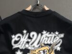 P75 OFF-WHITE 原版面料 官方同款 短袖T恤 定制 同缸染面料 手感非常舒服 春夏最新砖柜同步 时尚又个性 超级百搭好看 男女都非常合适 人手必备款 吊牌 领标 水洗麦 三标齐全 颜色: 黑白 尺码：XS~L