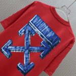 P70 款式：off-white短袖T恤 面料：300克重双纱100%棉 罗纹：320克重索络纳1*1潮牌 工艺：印花 颜色：白 红 夜蓝 花灰 黑 尺码：M—4XL 无性别区分 男女同款