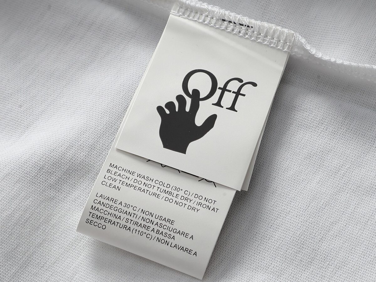 P75 OFF-WHITE 原版面料 官方同款 短袖T恤 定制 同缸染面料 手感非常舒服 春夏最新砖柜同步 时尚又个性 超级百搭好看 男女都非常合适 人手必备款 吊牌 领标 水洗麦 三标齐全 颜色: 黑白 尺码：XS~L
