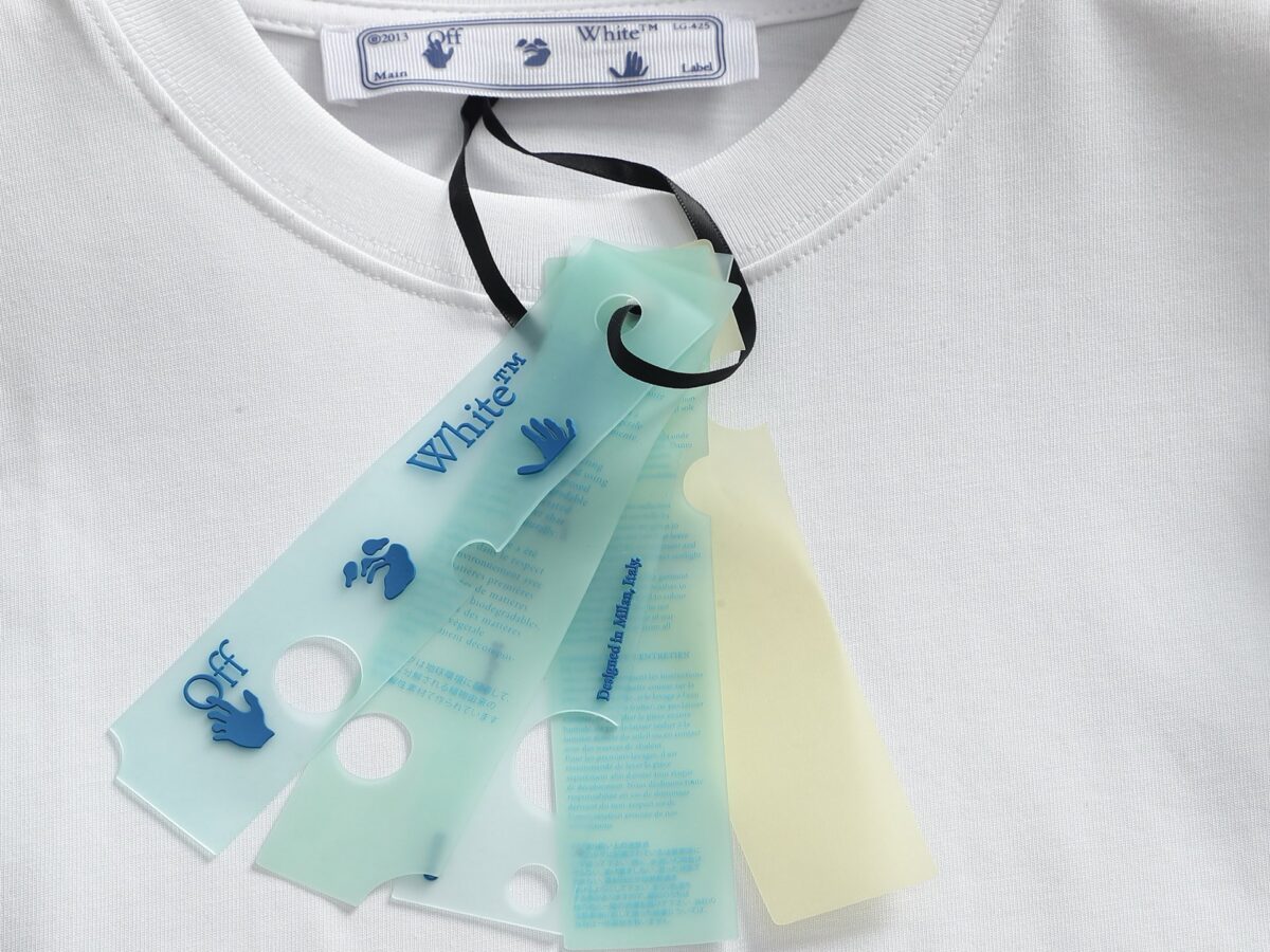 P75 OFF-WHITE 原版面料 官方同款 短袖T恤 定制 同缸染面料 手感非常舒服 春夏最新砖柜同步 时尚又个性 超级百搭好看 男女都非常合适 人手必备款 吊牌 领标 水洗麦 三标齐全 颜色: 黑白 尺码：XS~L