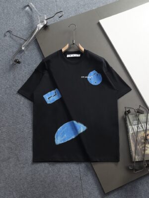 weigou_230893_0_e476dcd02d P75 OFF-WHITE 原版面料 官方同款 短袖T恤 定制 同缸染面料 手感非常舒服 春夏最新砖柜同步 时尚又个性 超级百搭好看 男女都非常合适 人手必备款 吊牌 领标 水洗麦 三标齐全 颜色: 黑白 尺码:XS~L
