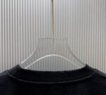 P75 （严控品质 ） 款式：off-white短袖T恤 面料：300克重双纱100%棉 罗纹：320克重索络纳1*1潮牌 工艺：洗水磨破印花 颜色：白 卡其 花灰 黑 尺码：M—4XL 无性别区分 男女同款