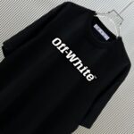 P75 （严控品质 ） 款式：off-white短袖T恤 面料：300克重双纱100%棉 罗纹：320克重索络纳1*1潮牌 工艺：洗水磨破印花 颜色：白 卡其 灰 黑 尺码：M—4XL 无性别区分 男女同款