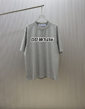 weigou_231353_0_f4c6a96d90 P75 (严控品质 ) 款式:off-white短袖T恤 面料:300克重双纱100%棉 罗纹:320克重索络纳1*1潮牌 工艺:洗水磨破印花 颜色:白 卡其 灰 黑 尺码:M—4XL 无性别区分 男女同款