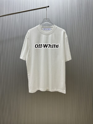 weigou_231432_0_090c1f8d1d P75 (严控品质 ) 款式:off-white短袖T恤 面料:300克重双纱100%棉 罗纹:320克重索络纳1*1潮牌 工艺:洗水磨破印花 颜色:白 卡其 灰 黑 尺码:M—4XL 无性别区分 男女同款