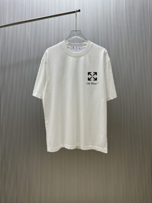 weigou_231594_0_3980d52604 P75 (严控品质 ) 款式:off-white短袖T恤 面料:300克重双纱100%棉 罗纹:320克重索络纳1*1潮牌 工艺:洗水磨破印花 颜色:白 天蓝 灰 黑 尺码:M—4XL 无性别区分 男女同款