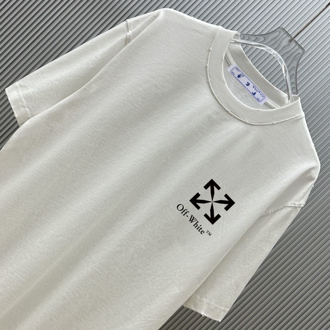 P75 （严控品质 ） 款式：off-white短袖T恤 面料：300克重双纱100%棉 罗纹：320克重索络纳1*1潮牌 工艺：洗水磨破印花 颜色：白 天蓝 灰 黑 尺码：M—4XL 无性别区分 男女同款