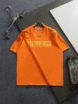 P75 OFF-WHITE 原版面料 官方同款 短袖T恤 定制 同缸染面料 手感非常舒服 春夏最新砖柜同步 时尚又个性 超级百搭好看 男女都非常合适 人手必备款 吊牌 领标 水洗麦 三标齐全 颜色: 黑白橙 尺码：XS~L