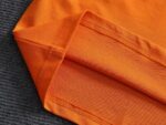 P75 OFF-WHITE 原版面料 官方同款 短袖T恤 定制 同缸染面料 手感非常舒服 春夏最新砖柜同步 时尚又个性 超级百搭好看 男女都非常合适 人手必备款 吊牌 领标 水洗麦 三标齐全 颜色: 黑白橙 尺码：XS~L