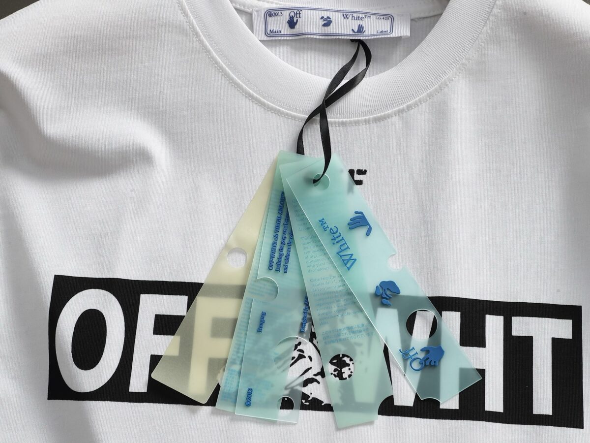 P75 OFF-WHITE 原版面料 官方同款 短袖T恤 定制 同缸染面料 手感非常舒服 春夏最新砖柜同步 时尚又个性 超级百搭好看 男女都非常合适 人手必备款 吊牌 领标 水洗麦 三标齐全 颜色: 黑白橙 尺码：XS~L