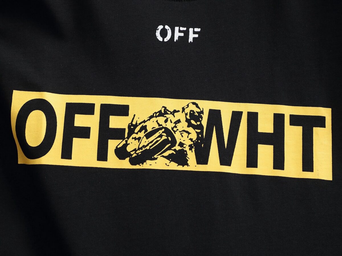 P75 OFF-WHITE 原版面料 官方同款 短袖T恤 定制 同缸染面料 手感非常舒服 春夏最新砖柜同步 时尚又个性 超级百搭好看 男女都非常合适 人手必备款 吊牌 领标 水洗麦 三标齐全 颜色: 黑白橙 尺码：XS~L