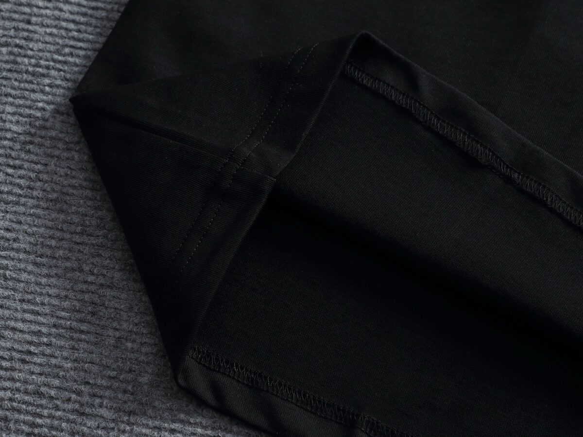 P75 OFF-WHITE 原版面料 官方同款 短袖T恤 定制 同缸染面料 手感非常舒服 春夏最新砖柜同步 时尚又个性 超级百搭好看 男女都非常合适 人手必备款 吊牌 领标 水洗麦 三标齐全 颜色: 黑白橙 尺码：XS~L