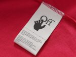 P75 OFF-WHITE 月球背面🌕大LOGO 原版面料 官方同款 短袖T恤 定制 同缸染面料 手感非常舒服 春夏最新砖柜同步 时尚又个性 超级百搭好看 男女都非常合适 人手必备款 吊牌 领标 水洗麦 三标齐全 颜色: 黑白粉 尺码：XS~L