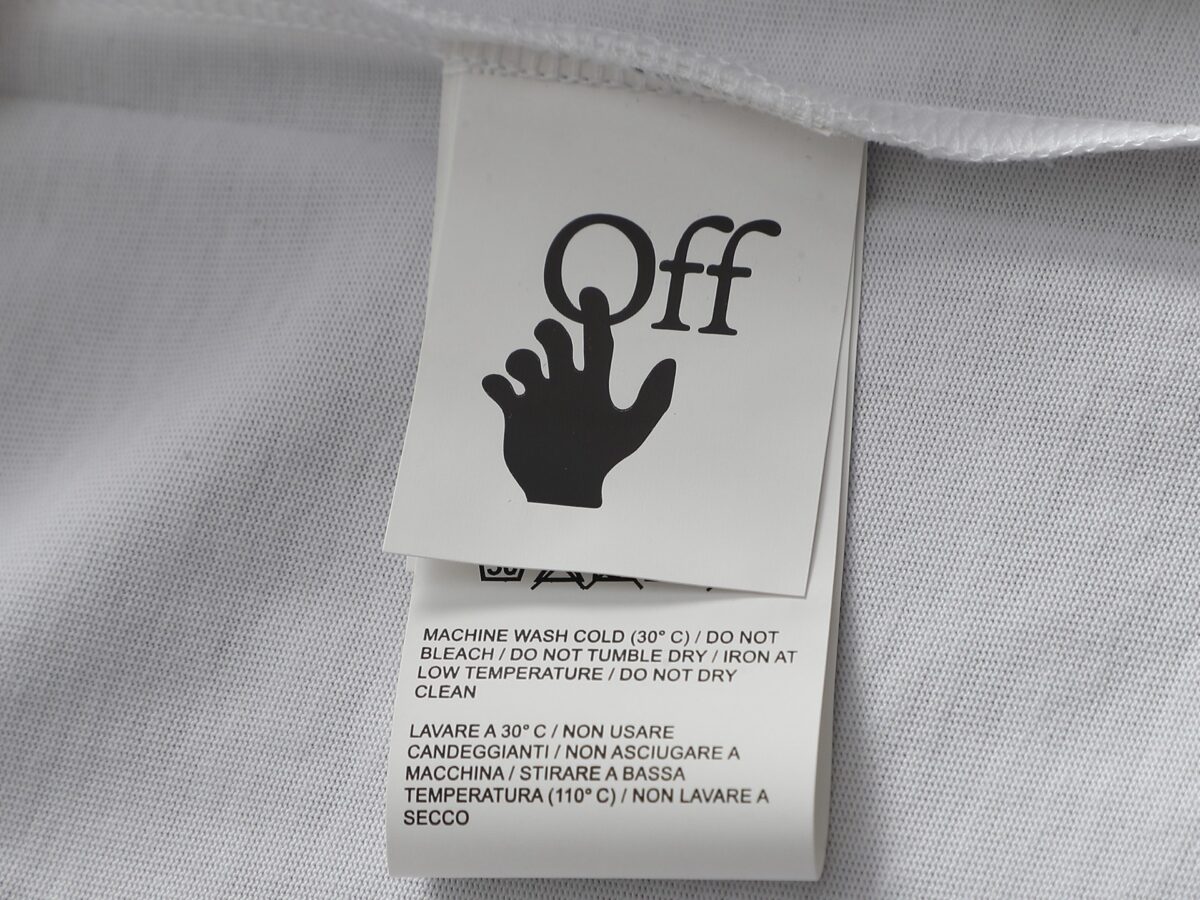 weigou_232030_9_b3e2fd1e83 P75 OFF-WHITE 月球背面🌕大LOGO 原版面料 官方同款 短袖T恤 定制 同缸染面料 手感非常舒服 春夏最新砖柜同步 时尚又个性 超级百搭好看 男女都非常合适 人手必备款 吊牌 领标 水洗麦 三标齐全 颜色: 黑白粉 尺码:XS~L