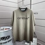 P80 OFF 2026春夏新款 洗水磨破320克圆领短袖tee 男女同款宽松版 颜色 :洗水深黑 洗水白 洗水灰 褐色 洗水绿色 尺码 :S M L XL XXL 尺码： S （90-130斤） M （120-150斤） L （140-165斤） XL （160-180斤） XXL （180-210斤）
