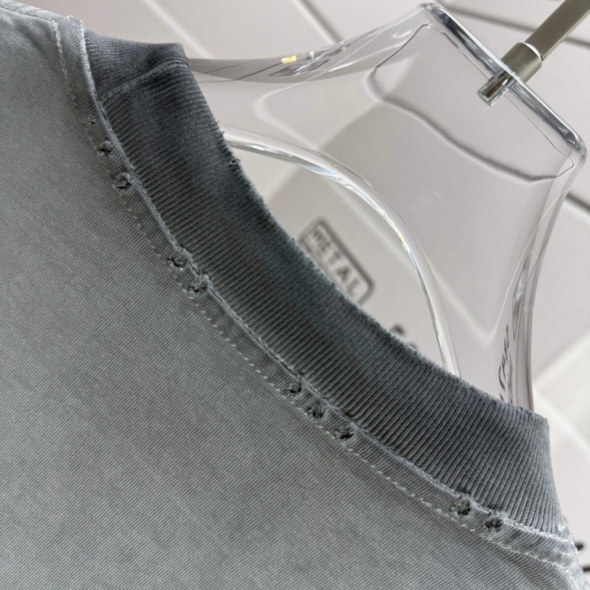 weigou_232352_7_e29b56d500 P80 OFF 2026春夏新款 洗水磨破320克圆领短袖tee 男女同款宽松版 颜色 :洗水深黑 洗水白 洗水灰 褐色 洗水紫 尺码 :S M L XL XXL 尺码: S (90-130斤) M (120-150斤) L (140-165斤) XL (160-180斤) XXL (180-210斤)