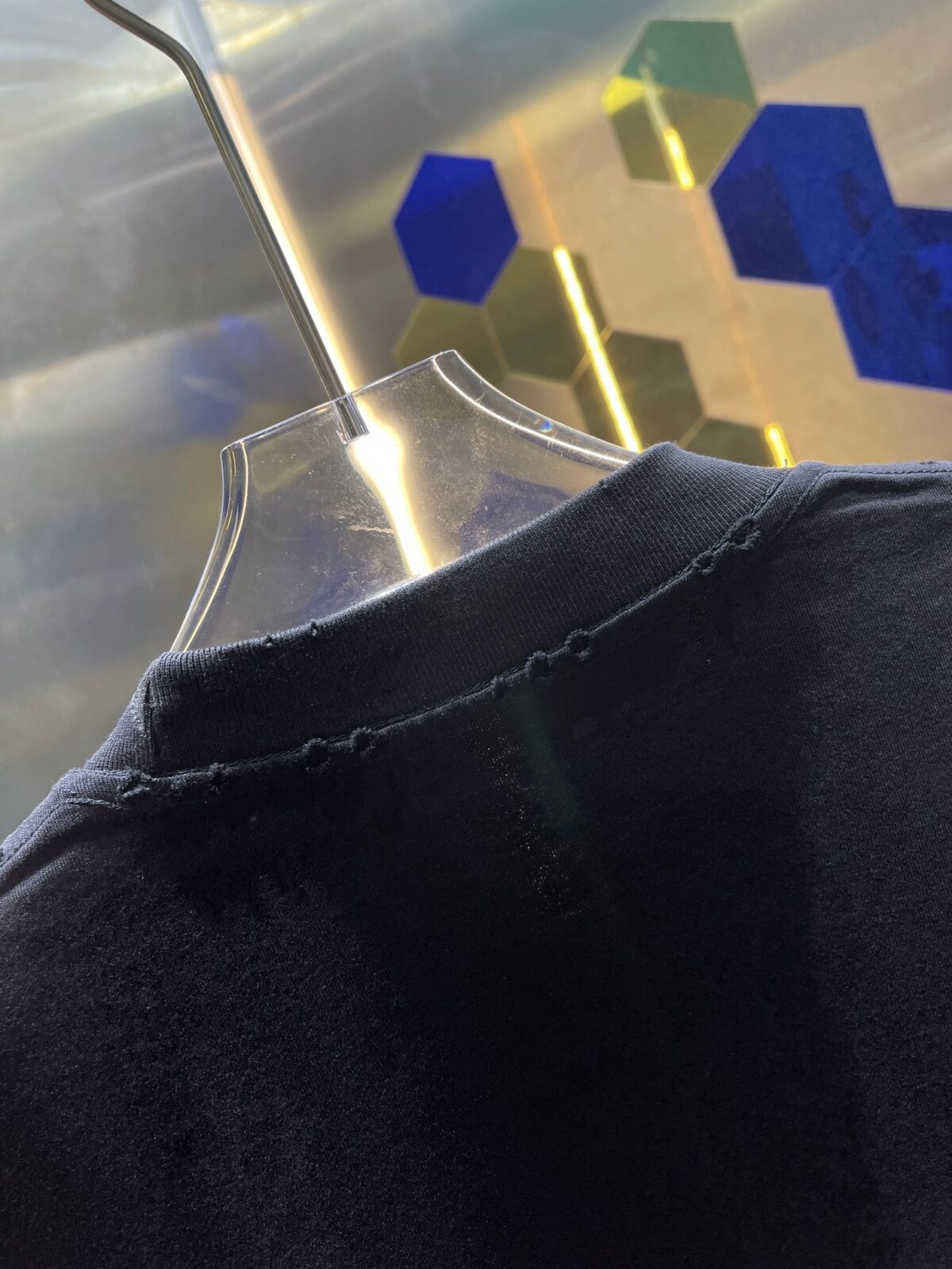 P80 OFF-white/2026春夏新款 洗水磨破320克圆领短袖tee 男女同款宽松版 吊牌 领标 洗水唛 三标齐全 颜色 :洗水黑 洗水白 洗水灰 洗水绿 洗水红 尺码 :S M L XL XXL ​ ​