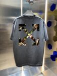 P80 OFF-white/2026春夏新款 洗水磨破320克圆领短袖tee 男女同款宽松版 吊牌 领标 洗水唛 三标齐全 颜色 :洗水黑 洗水白 洗水灰 洗水绿 洗水红 尺码 :S M L XL XXL ​ ​