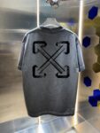 P80 OFF-white/2026春夏新款 洗水磨破320克圆领短袖tee 男女同款宽松版 吊牌 领标 洗水唛 三标齐全 颜色 :洗水黑 洗水白 洗水灰 褐色 尺码 :S M L XL XXL ​