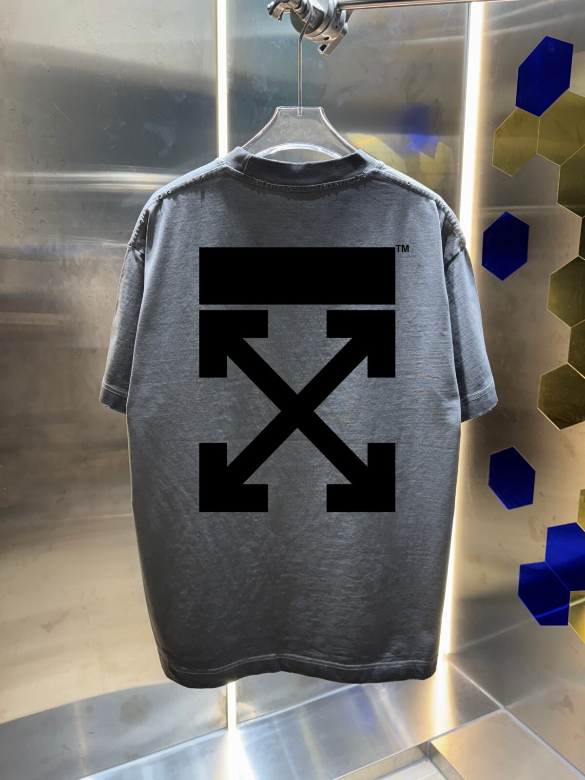 P80 OFF-white/2026春夏新款 洗水磨破320克圆领短袖tee 男女同款宽松版 吊牌 领标 洗水唛 三标齐全 颜色 :洗水黑 洗水白 洗水灰 褐色 尺码 :S M L XL XXL ​