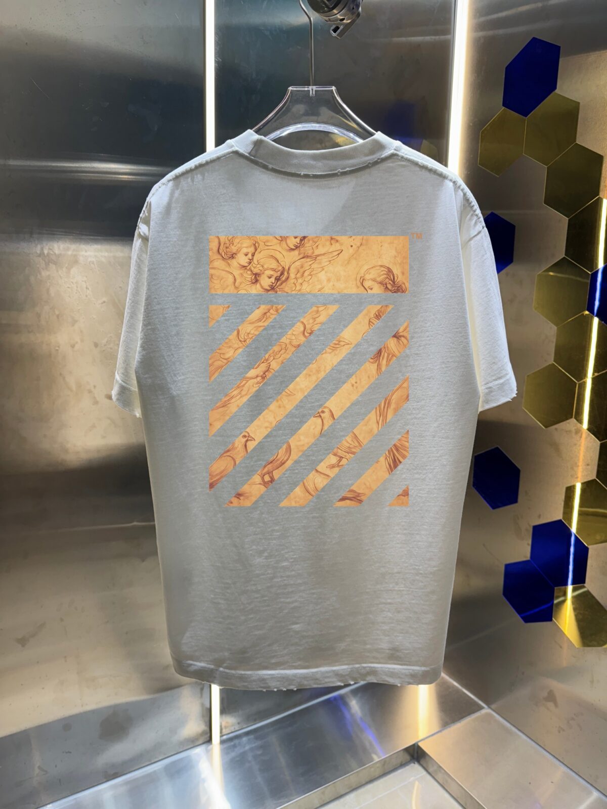P80 OFF-white/2026春夏新款 洗水磨破320克圆领短袖tee 男女同款宽松版 吊牌 领标 洗水唛 三标齐全 颜色 :洗水黑 洗水白 洗水灰 褐色 尺码 :S M L XL XXL ​
