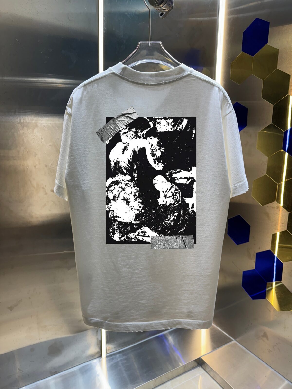 P80 OFF-white/2026春夏新款 洗水磨破320克圆领短袖tee 男女同款宽松版 吊牌 领标 洗水唛 三标齐全 颜色 :洗水黑 洗水白 洗水灰 褐色 尺码 :S M L XL XXL ​