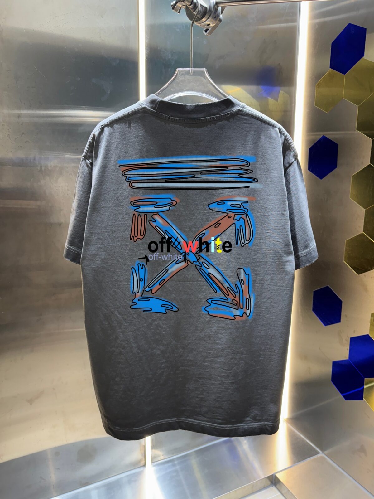 P80 OFF-white/2026春夏新款 洗水磨破320克圆领短袖tee 男女同款宽松版 吊牌 领标 洗水唛 三标齐全 颜色 :洗水黑 洗水白 洗水灰 褐色 尺码 :S M L XL XXL ​