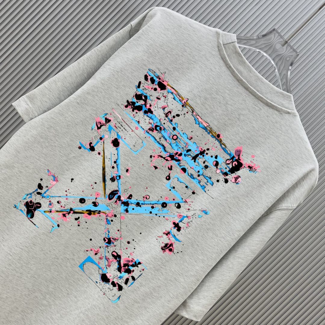 P70 （严控品质 ） 款式：off-white短袖T恤 面料：300克重双纱100%棉 罗纹：320克重索络纳1*1潮牌 工艺：印花 颜色：白 炫酷蓝 花灰 蓝 黑 尺码：M—4XL 无性别区分 男女同款
