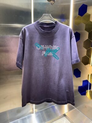 P80 OFF-white/2026春夏新款 洗水磨破320克圆领短袖tee 男女同款宽松版 吊牌 领标 洗水唛 三标齐全 颜色 :洗水黑 洗水白 洗水灰 洗水紫 尺码 :S M L XL XXL