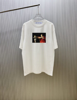 P70 （严控品质 ） 款式：off-white短袖T恤 面料：300克重双纱100%棉 罗纹：320克重索络纳1*1潮牌 工艺：印花 颜色：白 蓝 花灰 黑 尺码：M—4XL 无性别区分 男女同款