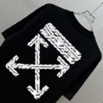 P70 （严控品质 ） 款式：off-white短袖T恤 面料：300克重双纱100%棉 罗纹：320克重索络纳1*1潮牌 工艺：印花 颜色：白 炫酷蓝 花灰 红 黑 尺码：M—4XL 无性别区分 男女同款