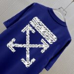 P70 （严控品质 ） 款式：off-white短袖T恤 面料：300克重双纱100%棉 罗纹：320克重索络纳1*1潮牌 工艺：印花 颜色：白 炫酷蓝 花灰 红 黑 尺码：M—4XL 无性别区分 男女同款
