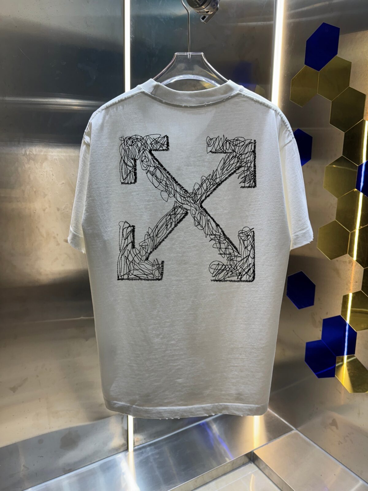 P80 OFF-white/2026春夏新款 洗水磨破320克圆领短袖tee 男女同款宽松版 吊牌 领标 洗水唛 三标齐全 颜色 :洗水黑 洗水白 洗水灰 褐色 尺码 :S M L XL XXL ​