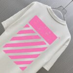 P70 （严控品质 ） 款式：off-white短袖T恤 面料：300克重双纱100%棉 罗纹：320克重索络纳1*1潮牌 工艺：印花 颜色：白 夜蓝 花灰 黑 尺码：M—4XL 无性别区分 男女同款
